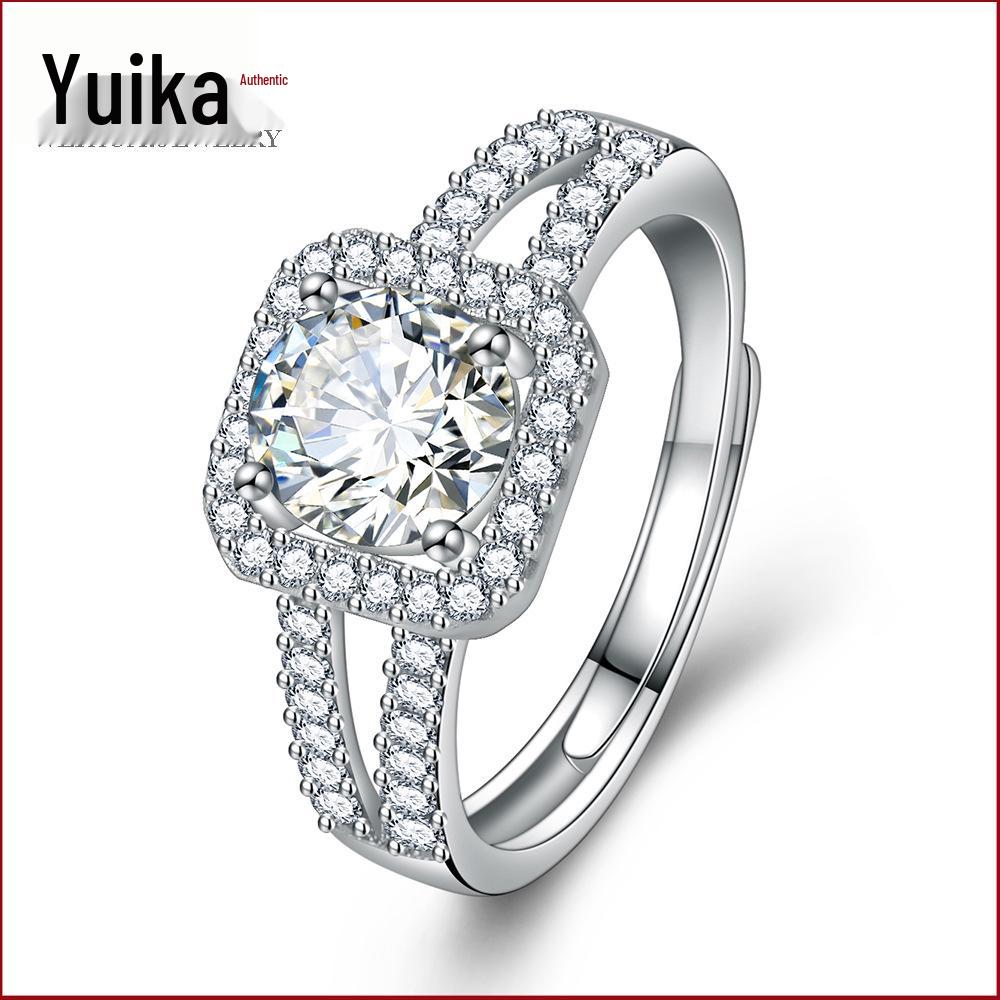 Fashionable Retro Hollow Line Women’s Ring with Micro-Inlaid Imitation Moissanite Adjustable