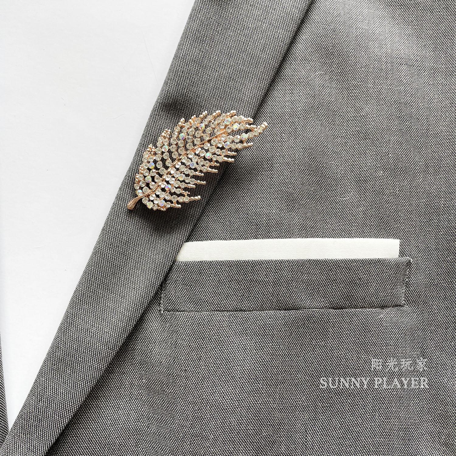 

Набір брошок та корсаж з перлів у стилі Морі для весілля нареченої та нареченого