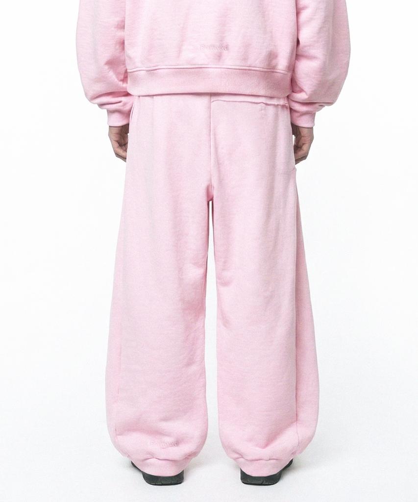 PRINOAR Refined Oblique Curved Sweatpants - Heavenly Pink