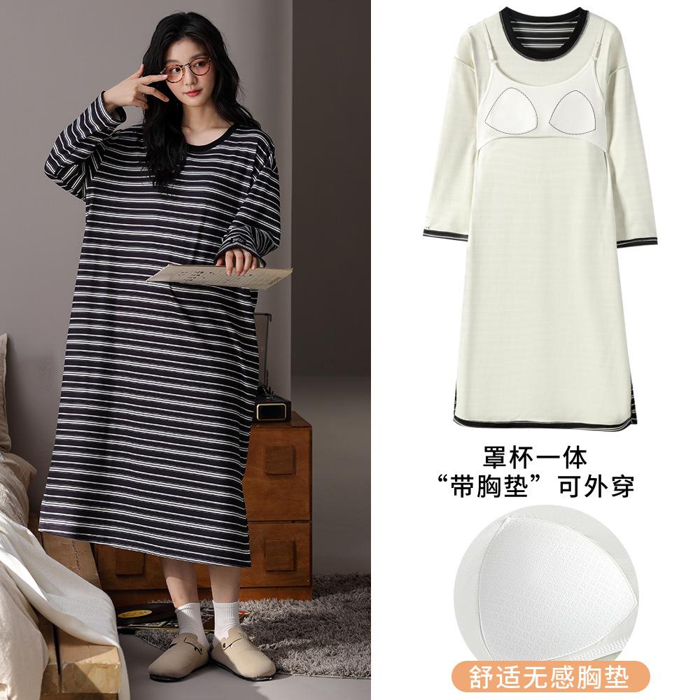 Long-Sleeved Nightgown With Chest Pad Women'S Autumn And Winter Pajamas German Velvet Heating And Grinding Round Neck Striped Loungewear Loose Long