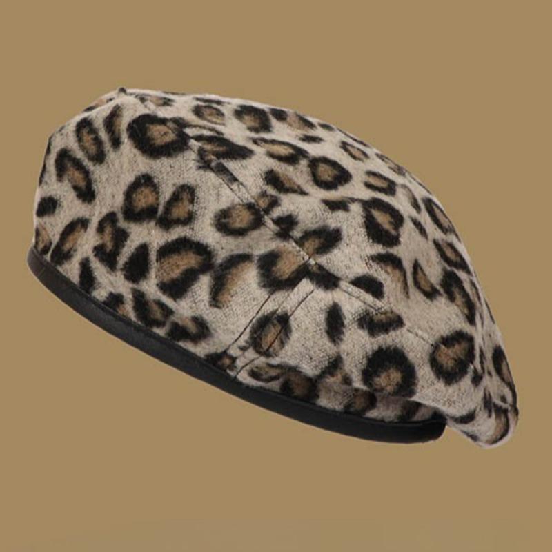 

Vintage Leopard Print Artist Women Men Hat Windproof Warm Brimless Cap Autumn Winter Retro Beret Casual Fashion Hats бежевий