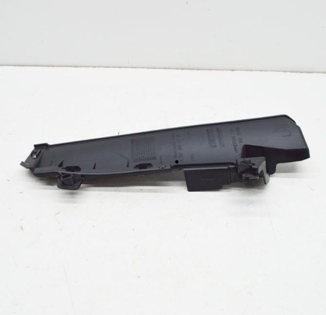 Mercedes-Benz W167 Front Bumper Vent Duct A1678856705 A1678856805