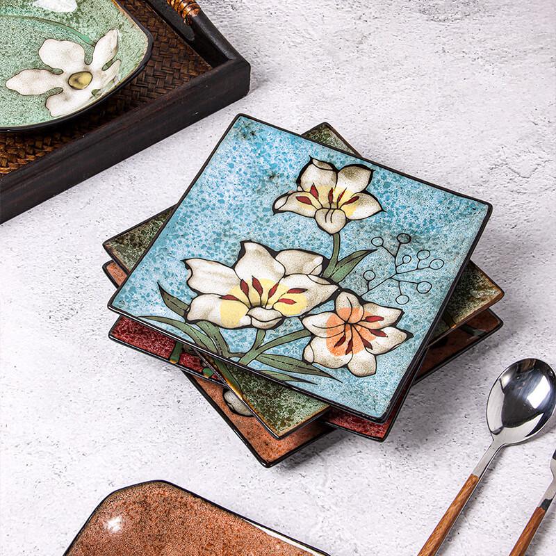 Zhi Shi Underglaze Hand-Painted Ceramic Dish