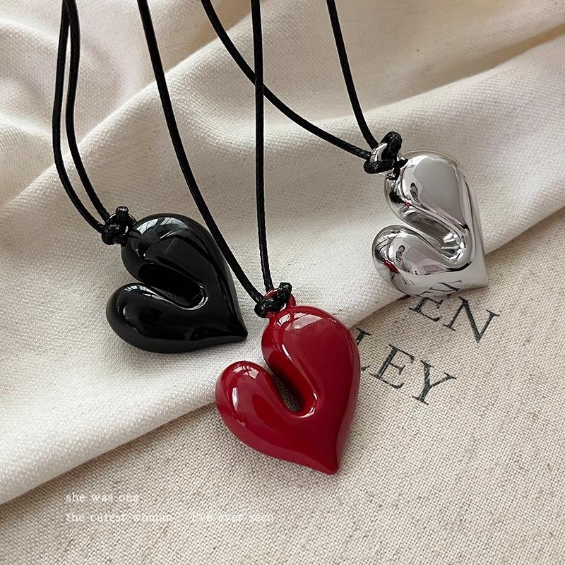 Love Pendant Necklace, Long Style Sweater Chain, Women's Accessory, Collar Chain, Neck Chain, Jewelry