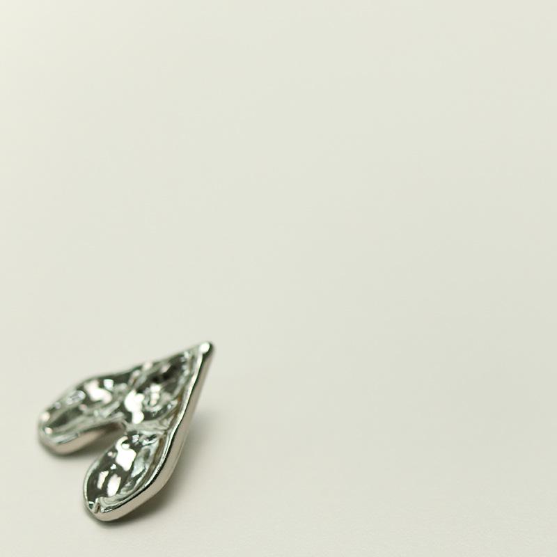 Женский кардиган-пальто с пуговицами-сердечками