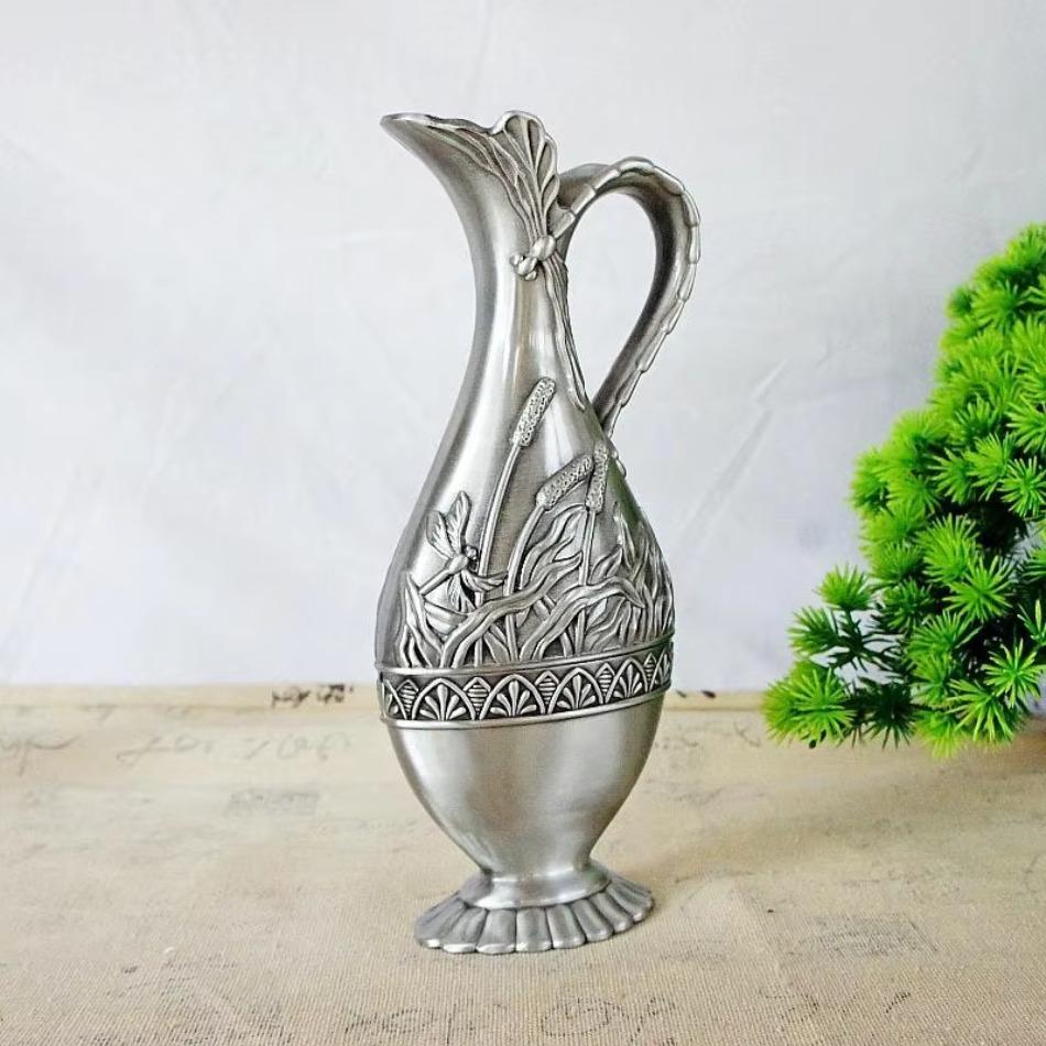 1Pcs European Bottle Shaped Flower Vase Top Selling Modern Soft Home Decoration New Design Metal Brass Vases Room Decor