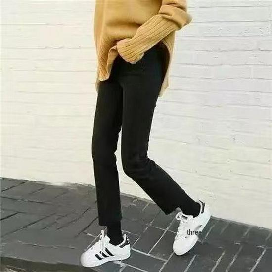 

Winter Korean Style High Waist Velvet-Lined Wide Leg Jeans for Women - Petite & Slimming Design XS 35-45 kg