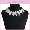 Metal Leaf Pendant Necklace With Water Chain For Youth Fashion And Gift Giving