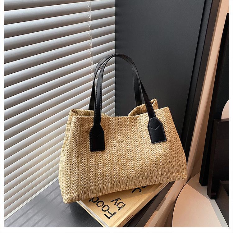 Temperament Simple Weaving 2025 Summer New Foreign Style This Year Popular Korean Version Shoulder Crossbody Casual Handbag Bag