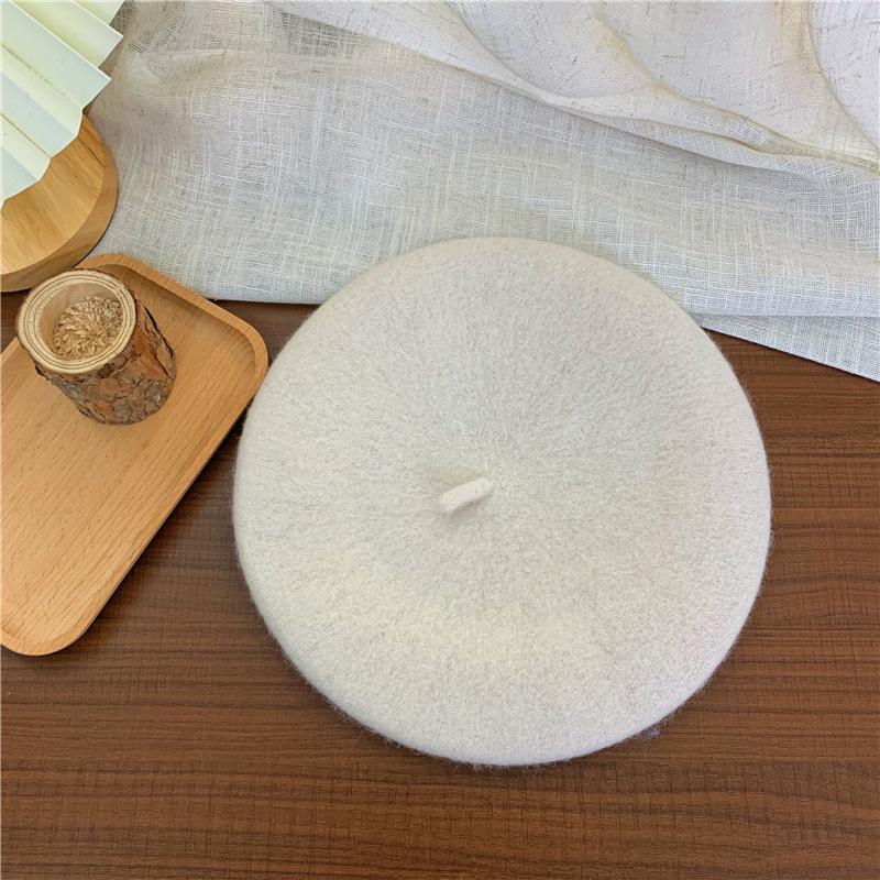 

A touch of warmth in winter~ Milk tea color wool beret sweet retro literary and versatile painter hat average size (55-57cm) слонова кістка