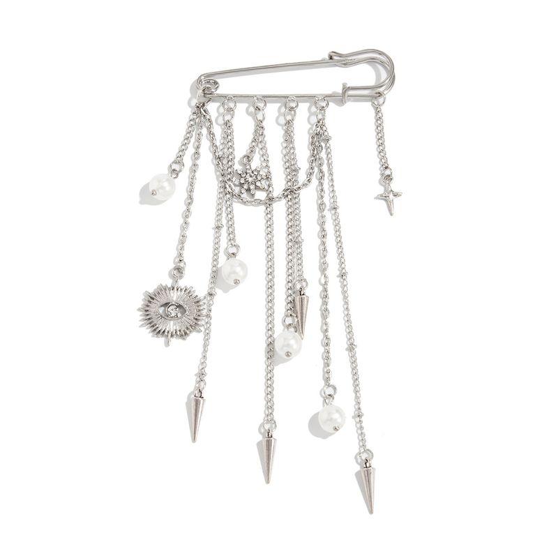 

Tassel Rivet Eight-Pointed Star Imitation Pearl Brooch for Women, Trendy and Exaggerated Fashion Accessory, Popular Online Influencer Travel Accessory Silver