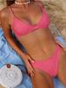 Stilvoller sexy Zweiteiler-Bikini mit Karomuster, ideal für den Sommerurlaub am Strand