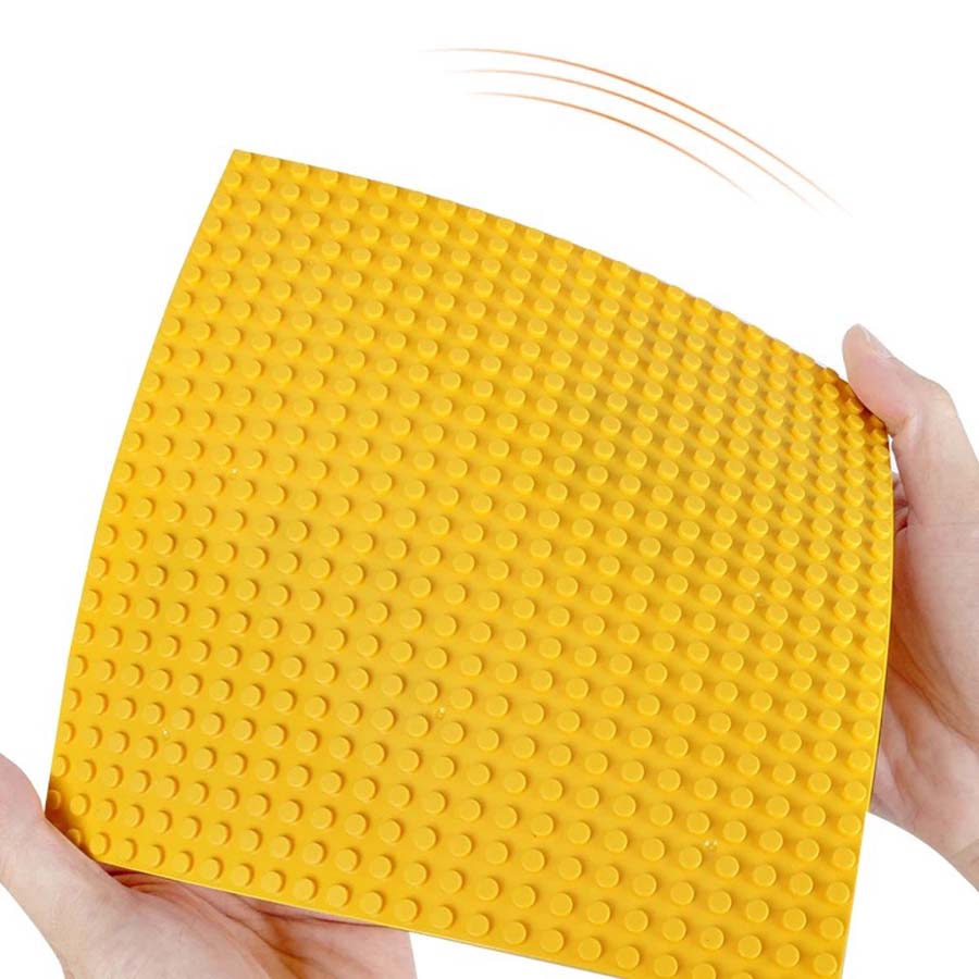 4 Pezzi Piastre Base 32x32 Punti Classiche Piastre Base Blocchi Mattoncini da Costruzione in Plastica Assemblaggio Compatibile Marca MOC Friends City