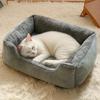 Winterwarmes Haustiernest: Quadratisches Schlafsofa für Katzen & Hunde