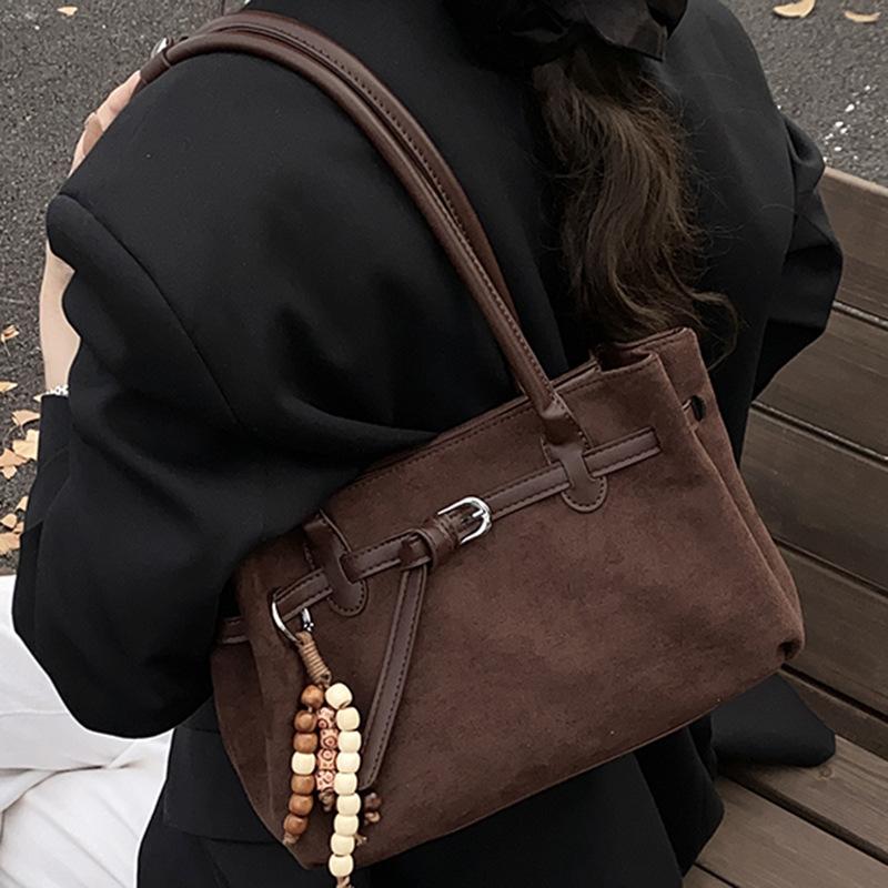 Retro High-value Underarm Bag Women's 2025 New Large-capacity Suede Tote Bag Simple Shoulder Commuter Bag