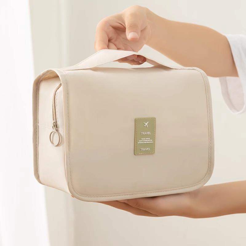 Travel Cosmetic Organizer With Waterproof Polyester Fabric For Women And Makeup Storage