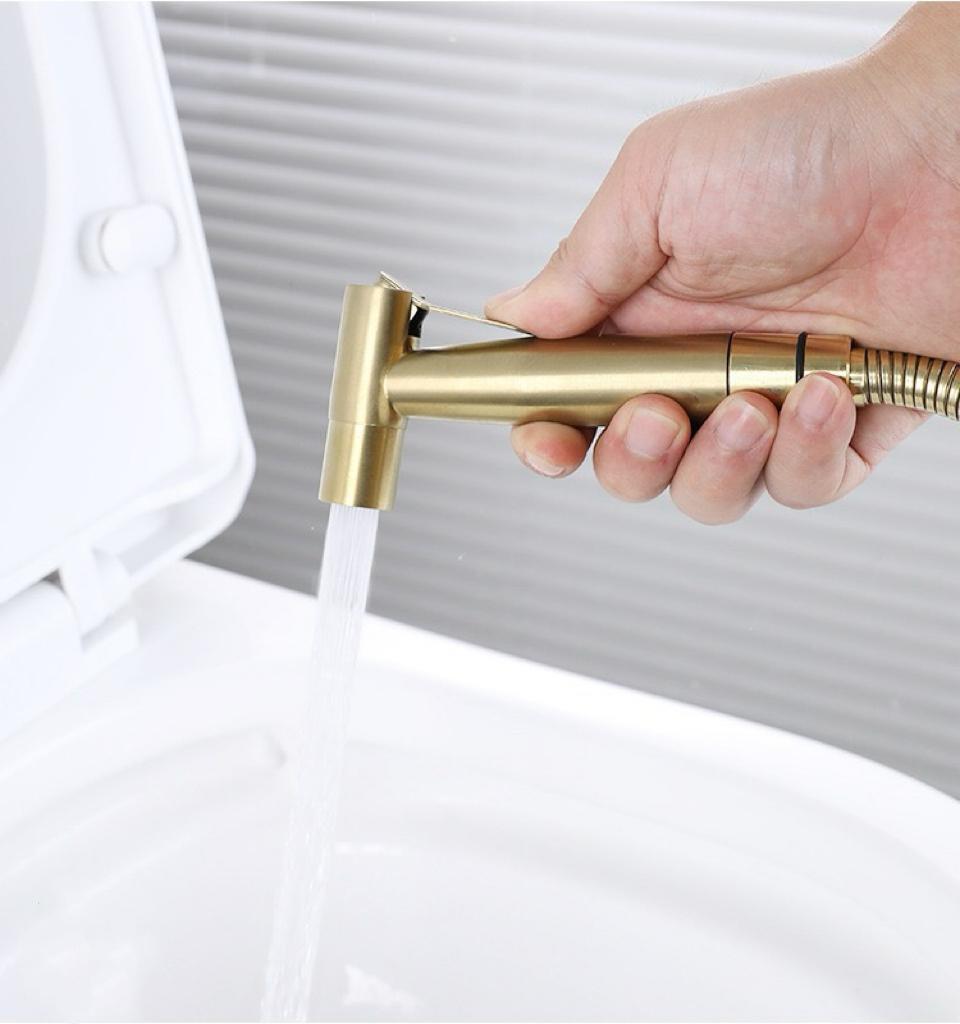 High Pressure Stainless Steel Modern Toilet Bidet Sprayer Set with Faucet Connection for Bathroom Cleaning and Feminine Wash