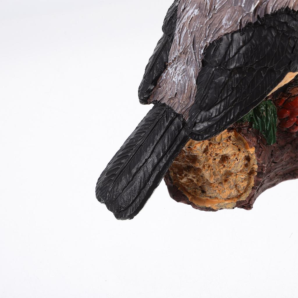Lifelike Garden Bird Decor Waterproof Resin Figurines Unique Acorn Design Outdoor Patio Balcony Decor Resin Birds