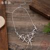 New Irregular Glossy Leaf Necklace, Ladies Premium Geometric Leaf Necklace