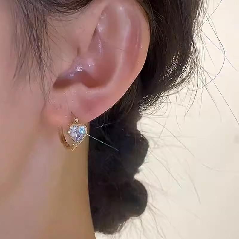 Cercei delicați Love Zircon Super Zână Nișă Design Sens Cataramă de Ureche Temperament Suta cu Cercei Fashion Cercei Delicați Purtare Zilnică