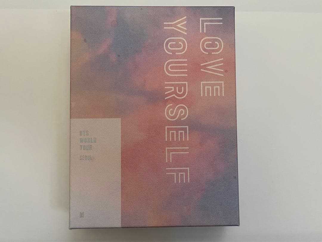 

[USED] BTS LOVE YOURSELF Seoul Concert DVD with Trading Cards