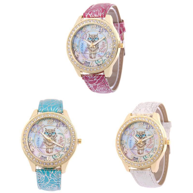 Elegant Women's Quartz Watch With Rose Floral Design And Sparkling Rhinestones