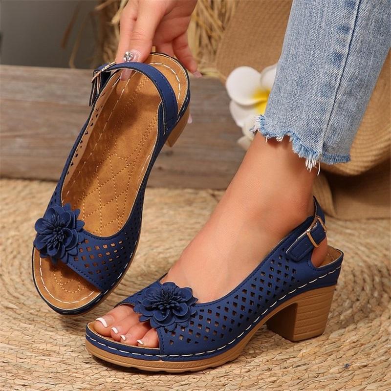 Women Hollow Out Block Heel Sandals 3D Flower Decor Peep Toe Slingback Buckle Sandals Summer Casual Roman Shoes For Daily Beach Vacation Wear