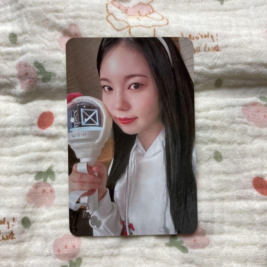 

[USED] Ayaka 2nd Week NiziU Limited PressPlay Sanoku Trading Card