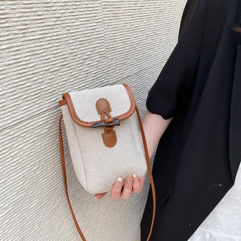 Summer New Simple Casual Small Bag Women's Niche Design Shoulder Messenger Bag Fashionable Versatile Mobile Phone Bag