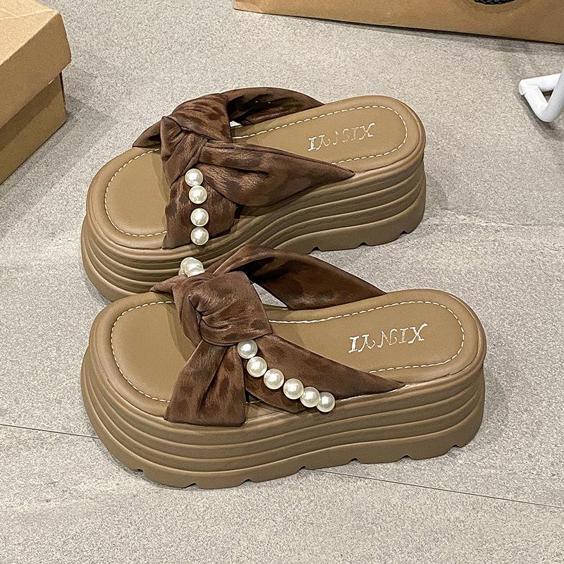 2025 Spring and Summer New Cool Slippers Muffin Thick Bottom Small Man Height Increase Bow Pearl Super High Thick Bottom Fashion Drag
