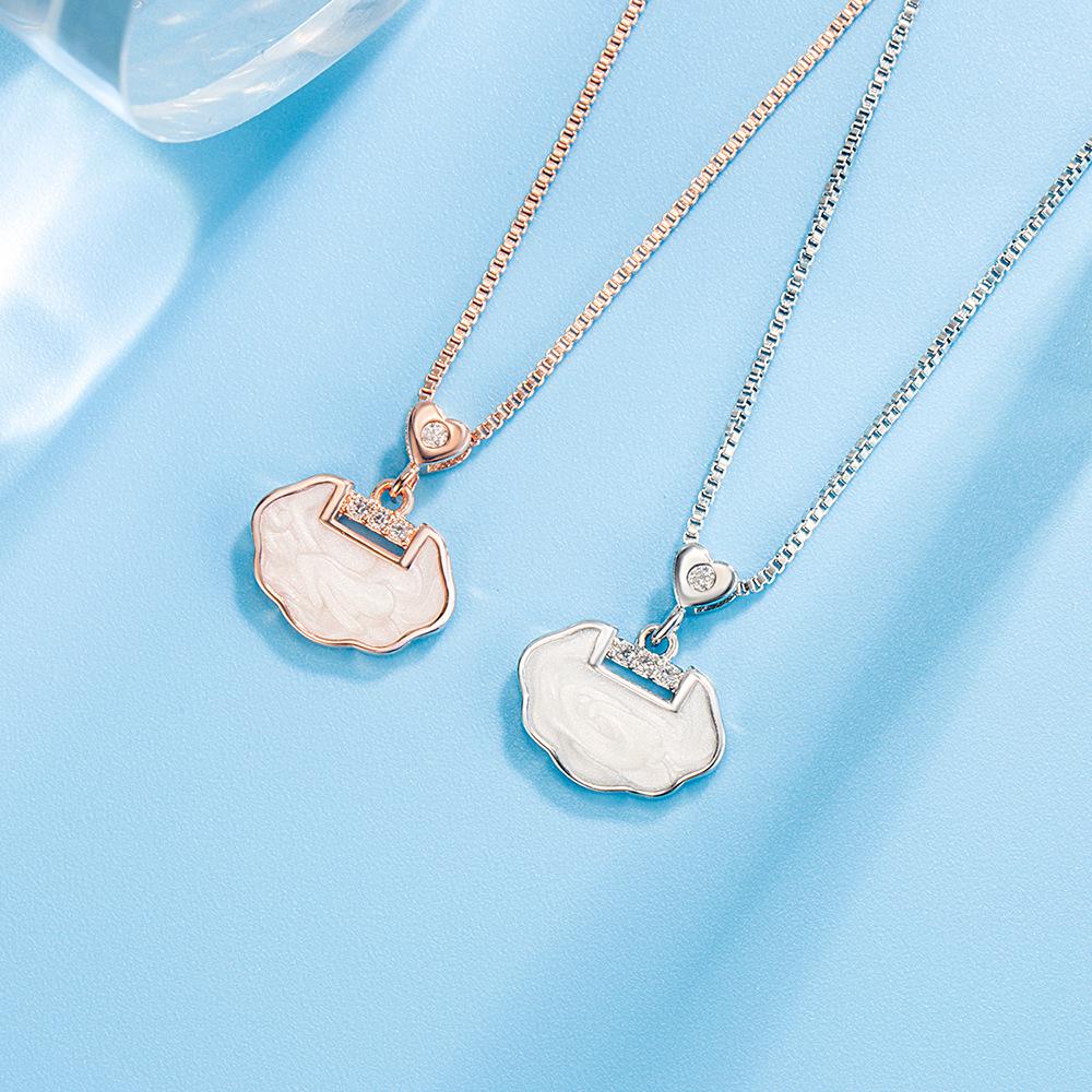 Retro Natural White Shell Safety Lock Pendant Necklace Women's High-Grade Retro Sweet Life Love Necklace