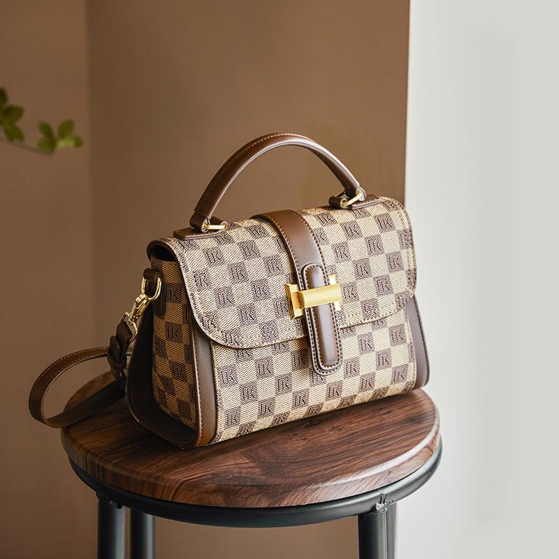 Mrs. Qiao Handbag for Women 2025 New Handbag Autumn Winter Crossbody Bag Mom Bag High-end Vintage Women's Bag