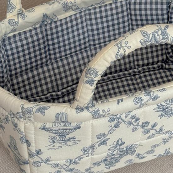 Quilted Handbag with Built-in Handle Vine Pattern Compact Size Foldable Plant Pot Organizer Cosmetics
