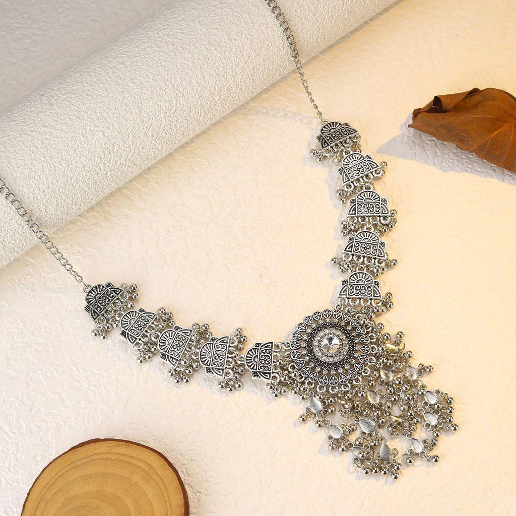 Ethnic Retro Tassel Rhinestone Forehead Chain for Indian Bride