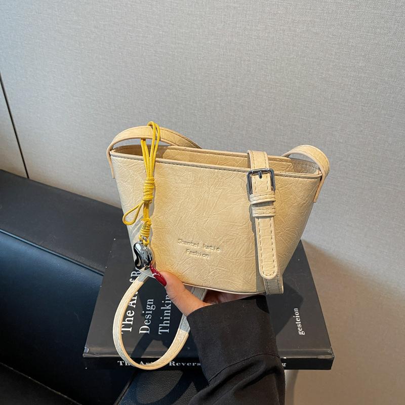 Today's Popular Small Bags for Women's Summer New Simple and Versatile Shoulder Messenger Bags Casual Bucket Bags