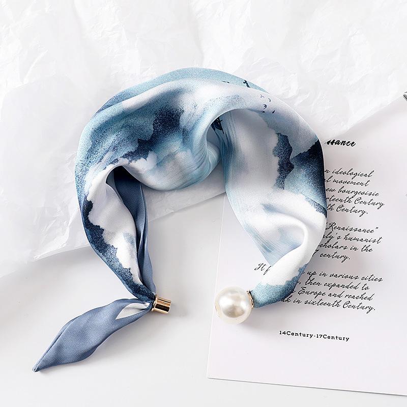 Nuovo versatile piccola coda perla fibbia magnetica foulard quadrato foulard di seta donna primavera estate abbinamento camicia decorazione professionale foulard sottile