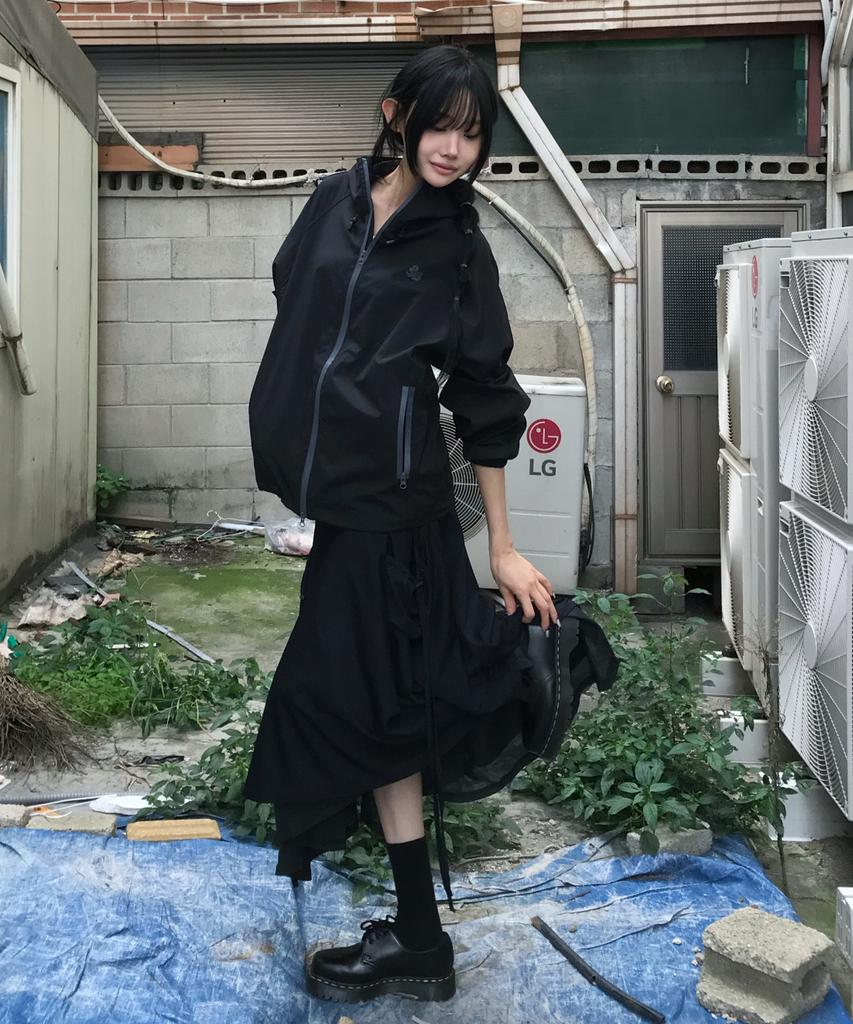 Chix Dropout Pocket Layered Skirt Black