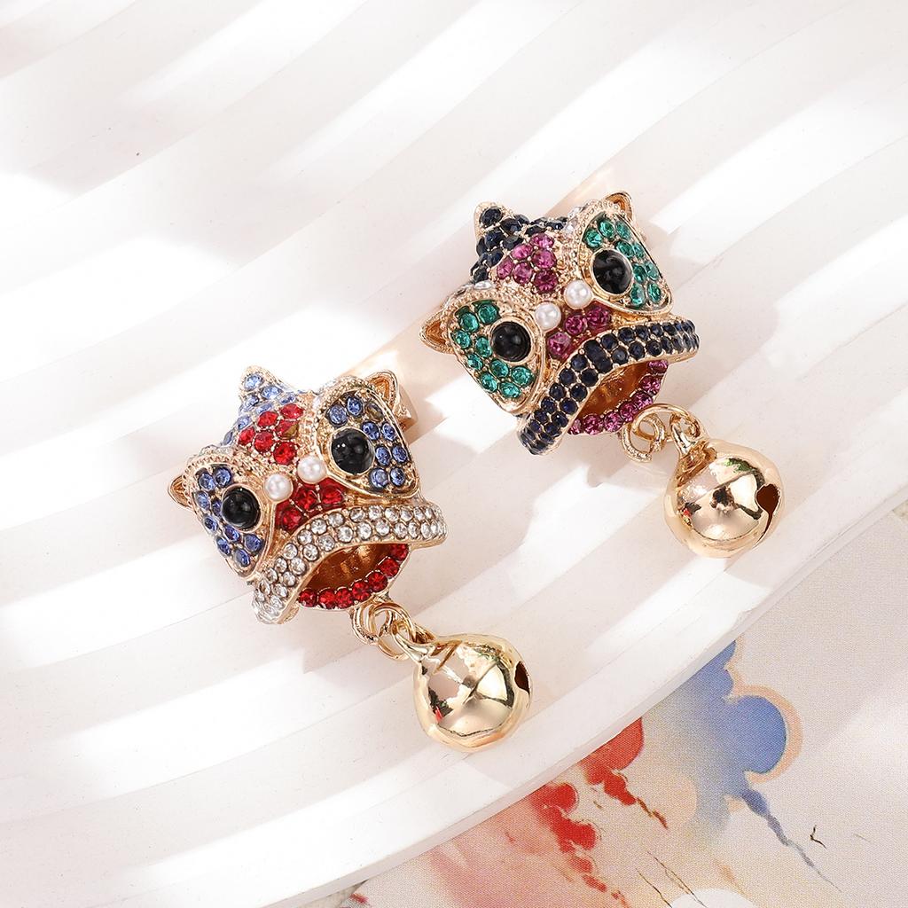 Fashion Personalized Chinese Style Lion Wake Pin Full of Rhinestones Cute Bell Chest Flower Fashion Accessories