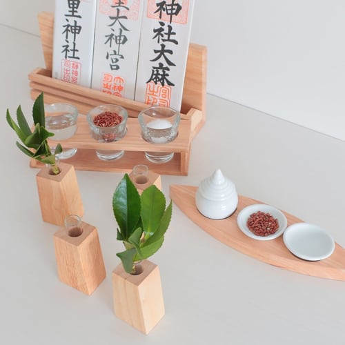 Kamidananosato Modern Shinto Table Rubberwood Offerings and Worship