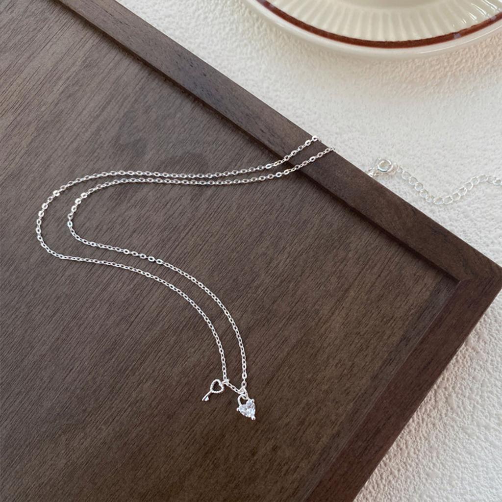 Copper Unique Key Heart Necklace for Women Sweet Fresh Pure Copper Collarbone Chain Jewelry