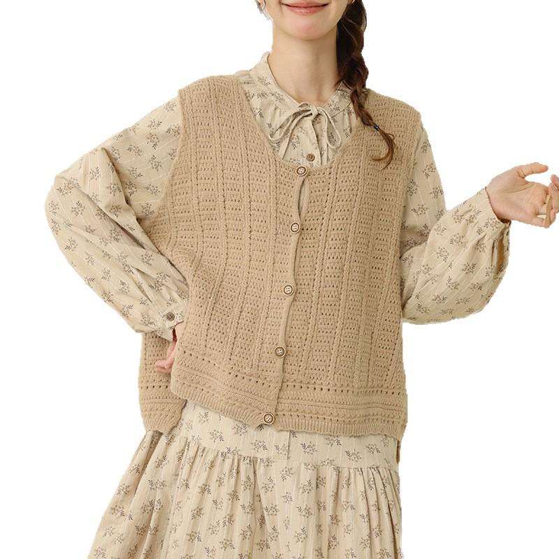 Autumn 2025 Vintage Round Neck Crochet Knit Vest