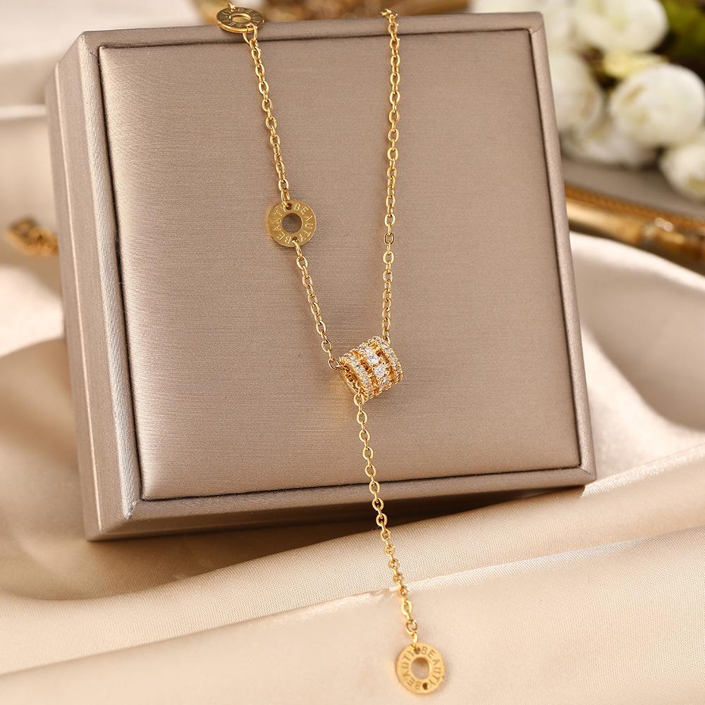 Four Leaf Clover Pendant Necklace For Women Fashionable Zircon Crystal Adjustable Chain Delicate And Versatile Jewelry