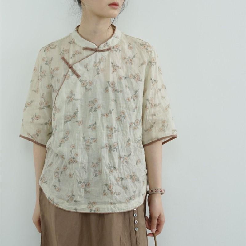 

Johnature Женские рубашки в китайском стиле Топы со стоячим рукавом-полуторкой Летние блузки с винтажным принтом и цветочным принтом One Size бежевый