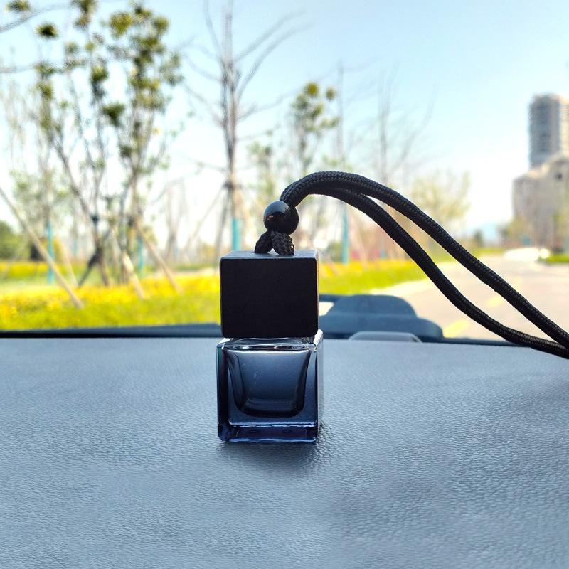1Pcs Black Cover Square Glass Car Perfume Empty Bottle Pendant Car Mounted Perfume Pendant Fragrance Oil Diffuser Car Interior
