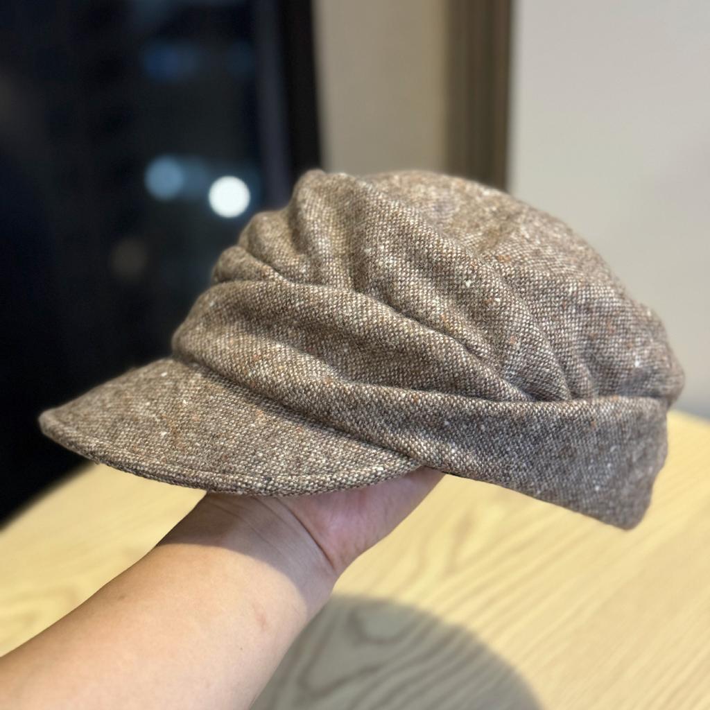 New Retro Pleated Pure Wool Newsboy Hat for Women In Autumn and Winter Warm and Versatile Peaked Cap Showing Face Small Newsboy Hat Trend
