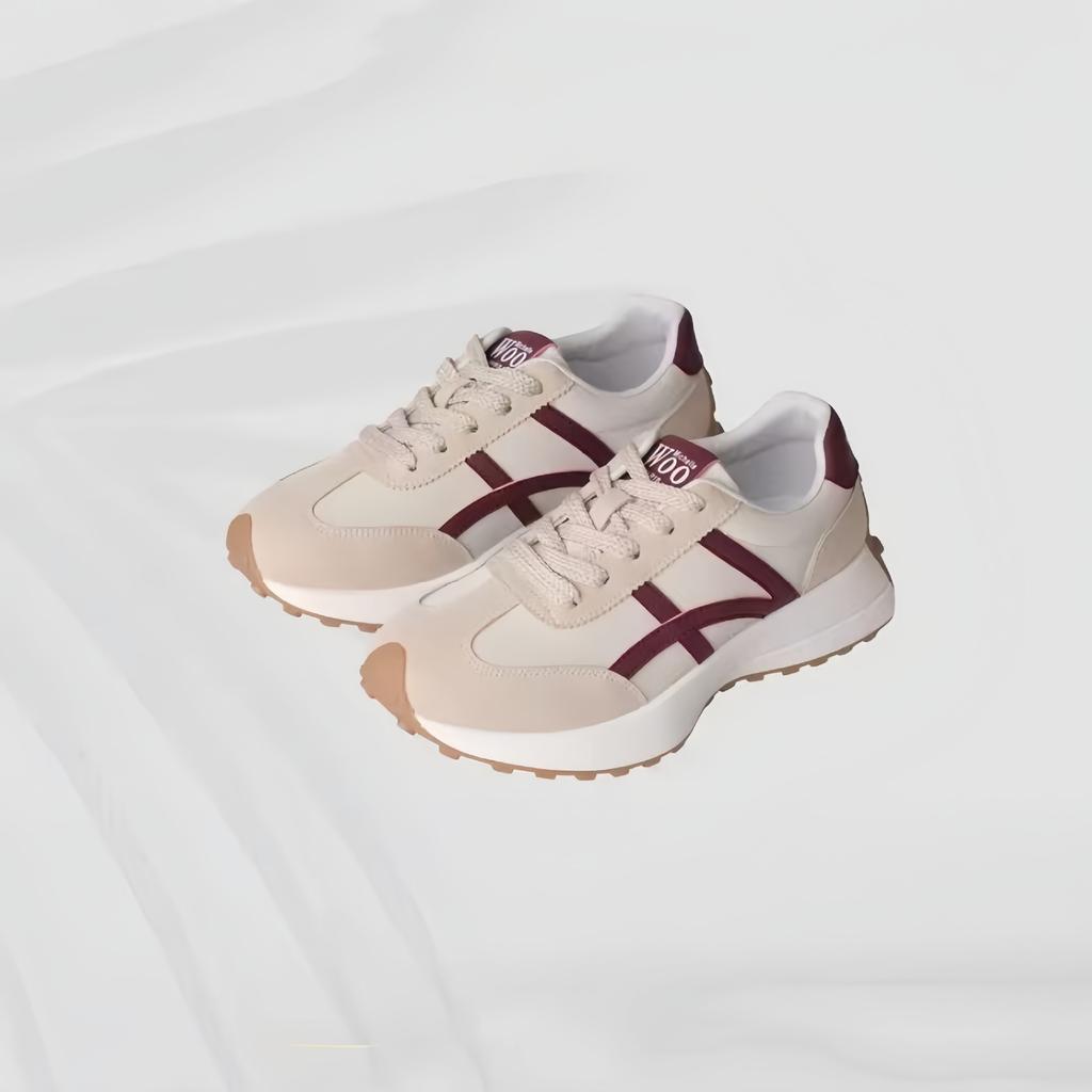Korean Striped Lace-up White Shoes Women's Summer 2025 New Fashion Versatile Comfortable Sports and Leisure Moral Training Shoes