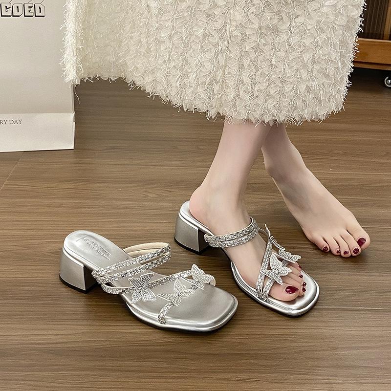 Wunderschöne Strass-Schmetterling High Heels Damen Sommer neu Temperament Ein-Wort coole Pantoletten dünner Absatz Ausgehen