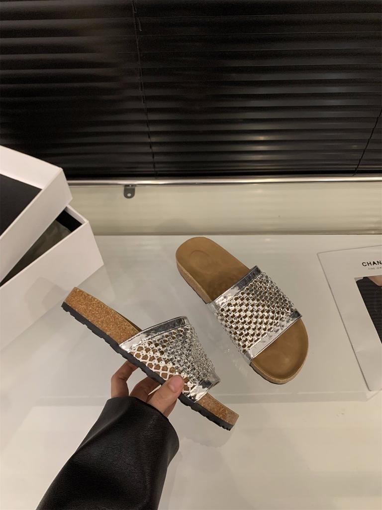 Thick-soled niche hollow one-word cool slippers women's shoes wear 2025 summer mesh temperament silver rhinestone sandals