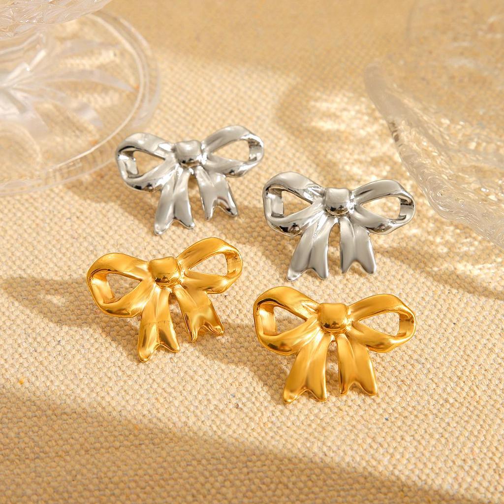 Versatile Titanium Steel 18K Gold Bow Earrings: Women's High-End European/American Style