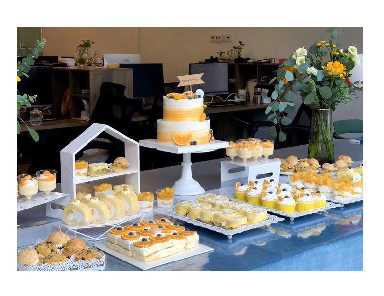 Wrought Iron Cake Stand: White Dessert Table Centerpiece for Weddings and Buffets